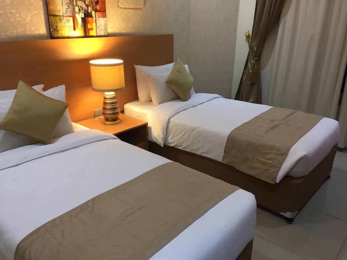 Al Muhanna Plaza Salmiya Old Souk Кувейт Екстериор снимка